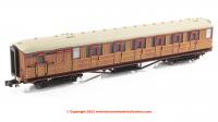 2P-011-211 Dapol Gresley Brake Composite Coach number 5549 in LNER Teak livery